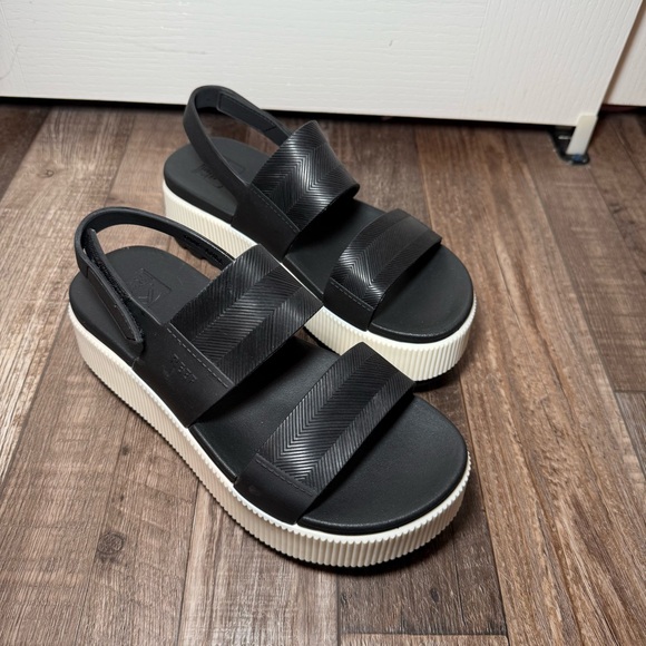 Women’s Reef Water Vista Higher Black Vintage Size 6 NWOT - Picture 11 of 13